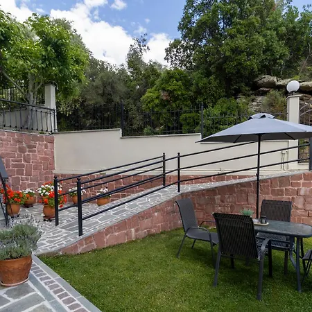 Helianthos - No2 Apartman
