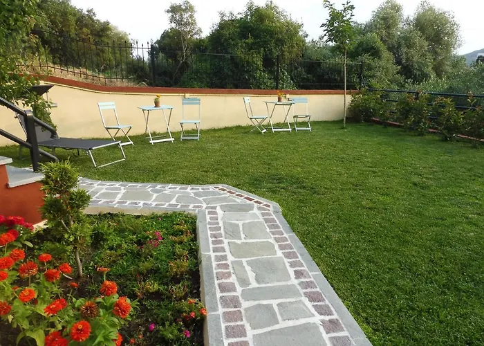 Apartament Helianthos - No2 *