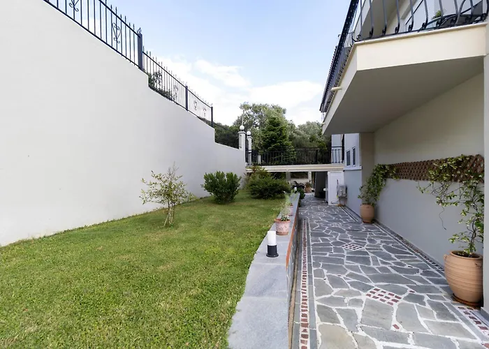 Apartament Helianthos - No2 PalaiónTsiflíkion